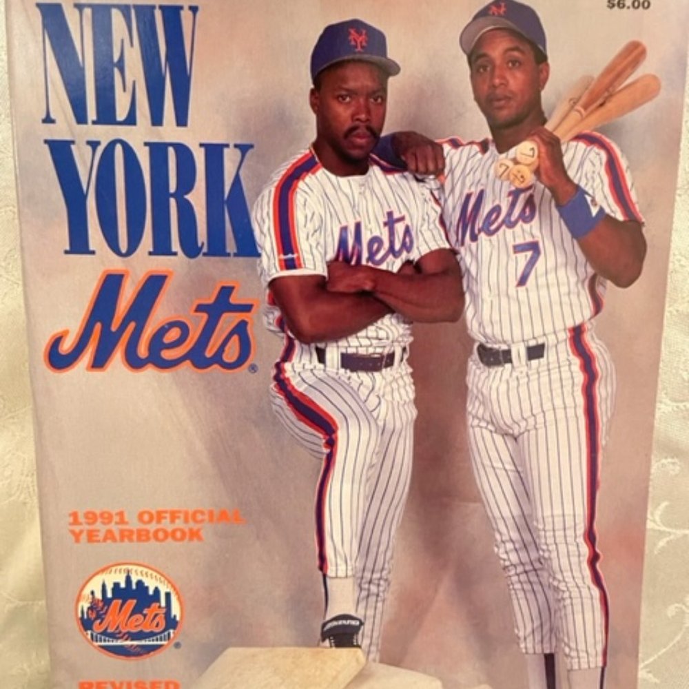 Vintage New York Mets 1991 Official Yearbook Revised Edition.  EUC